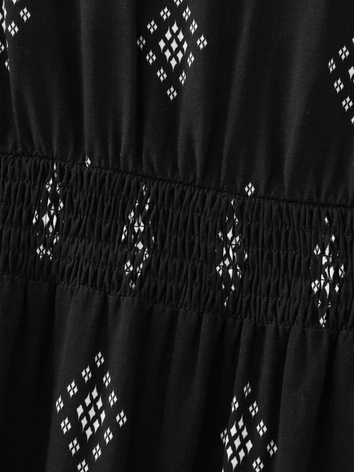 Geometric Print Flare Sleeve Shirred Waist Midi Dress
