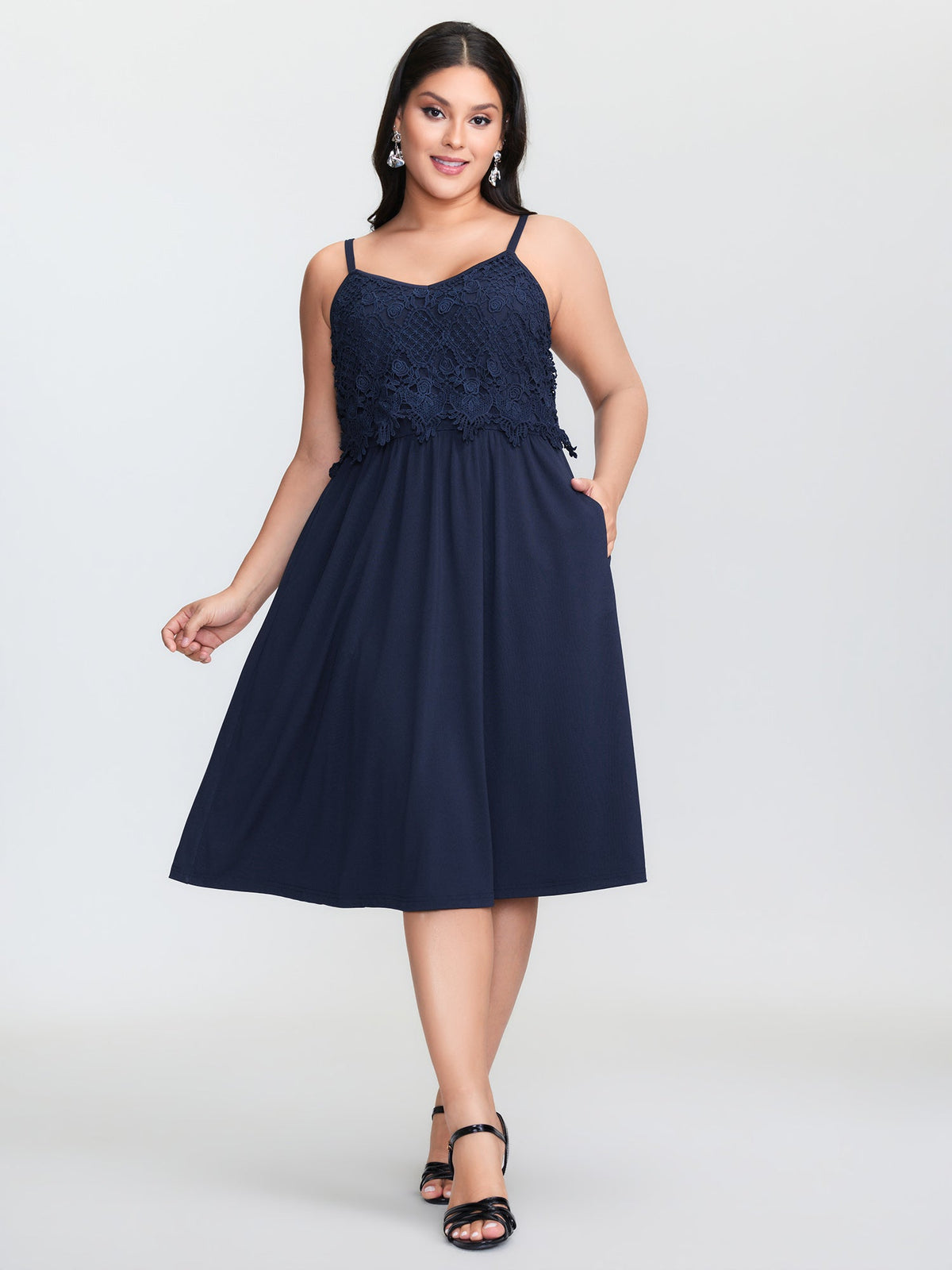 Lace Patchwork Pockets Flowy Midi Dress