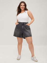 Elastic Waistband Classic Cut Denim Shorts