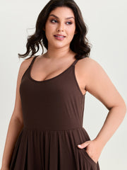 Stretchy Scoop Neckline Flowy Jumpsuit