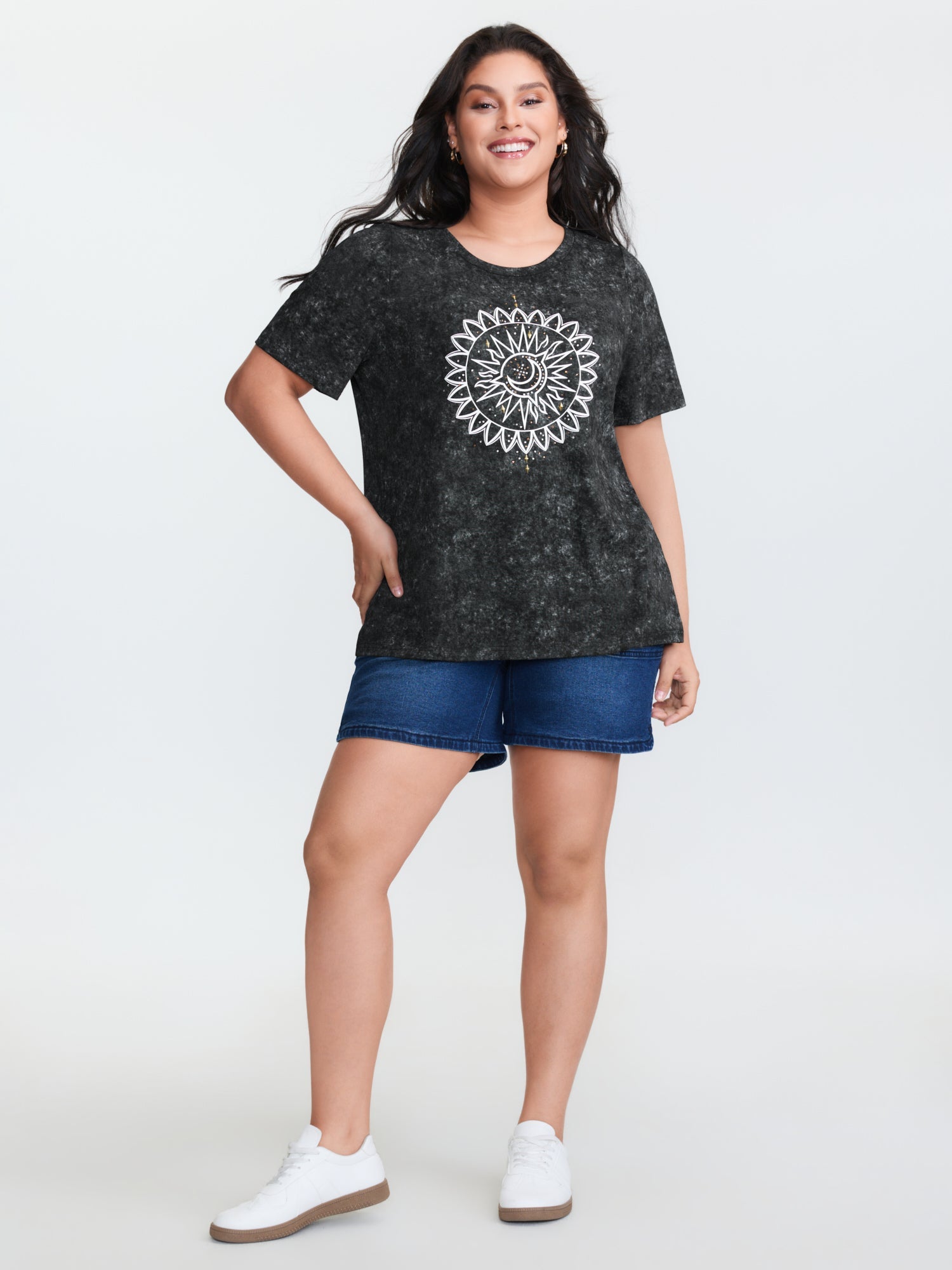 Stretchy Floral Motif Round Neck T-Shirt