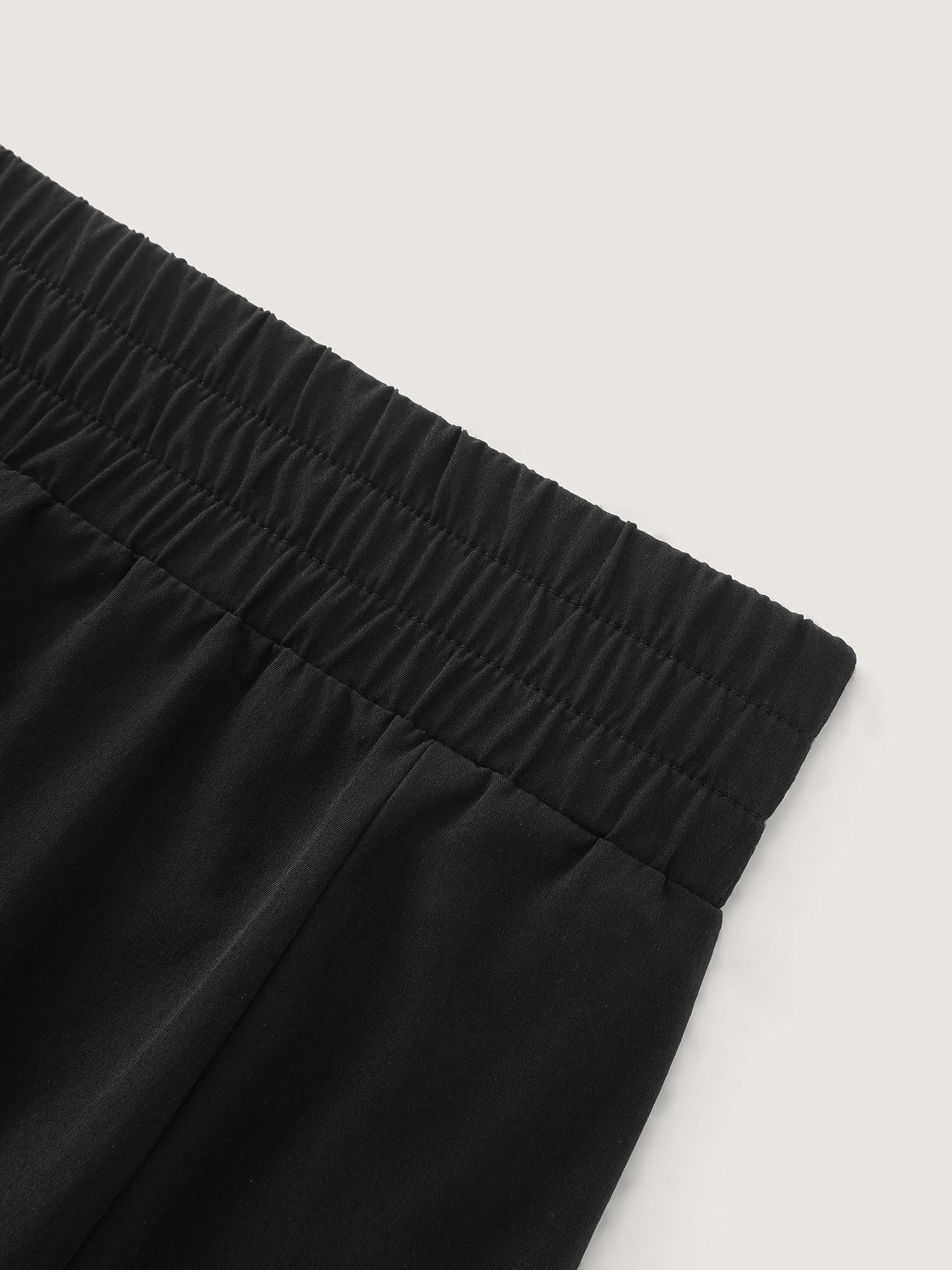 Stretchy Relaxed-Fit Pockets Shorts