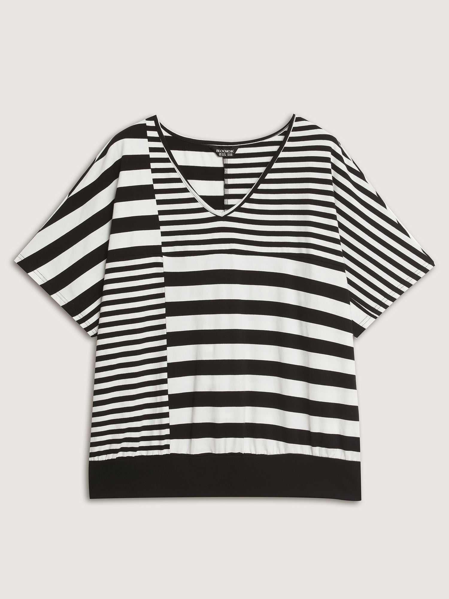 Irregular Stripes Color Contrast T-Shirt