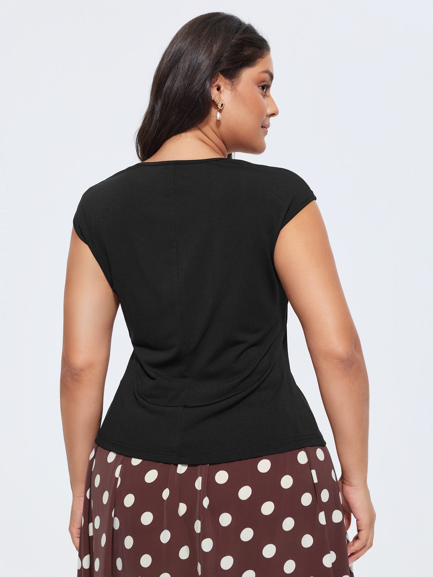 Stretchy Ruched Sweetheart Neckline Knit Top