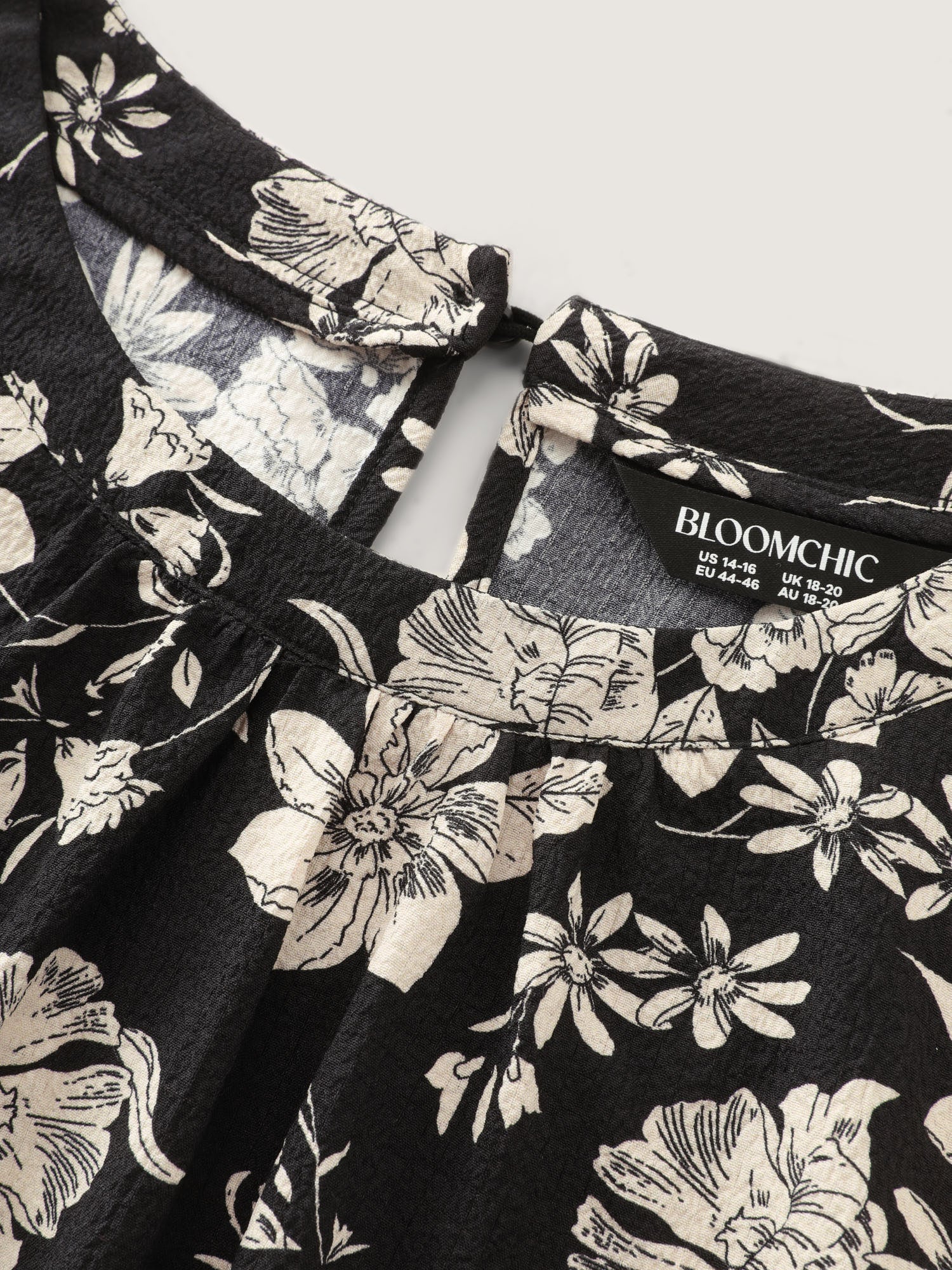 Monochrome Floral Print High Low Hem Top