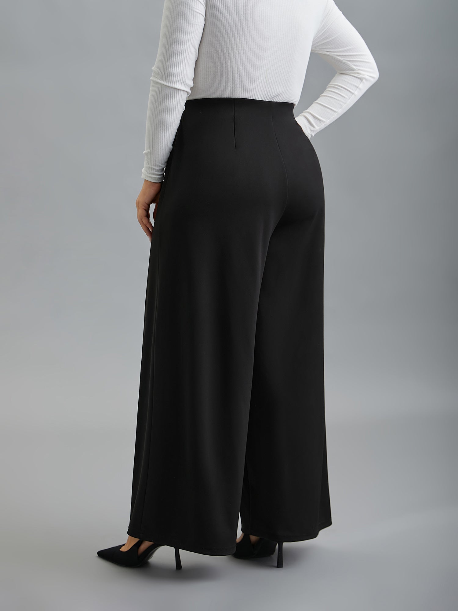 Solid Pleated Wide-Leg Pants