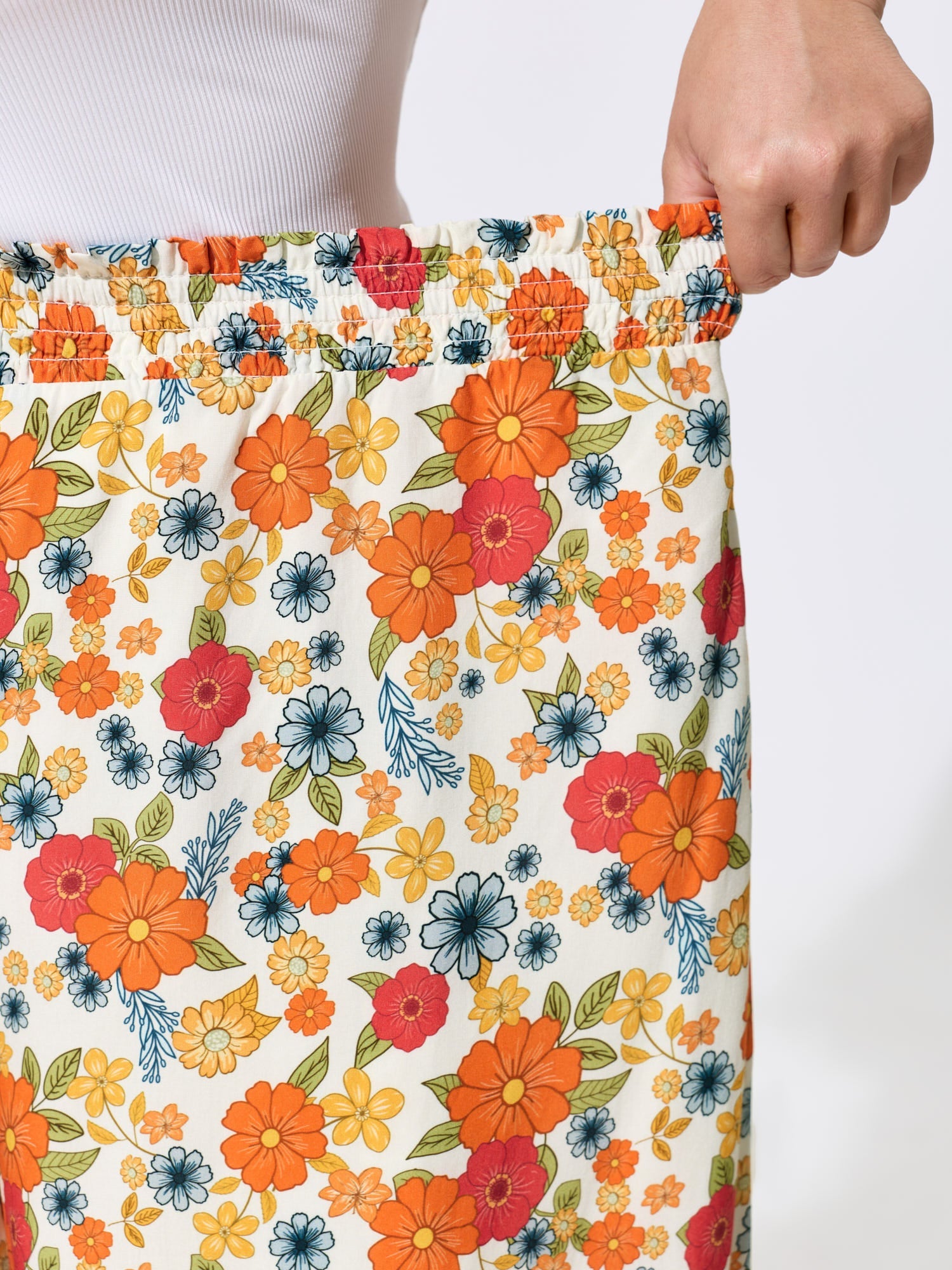 Supersoft Floral Print Ruffled Hem Pants