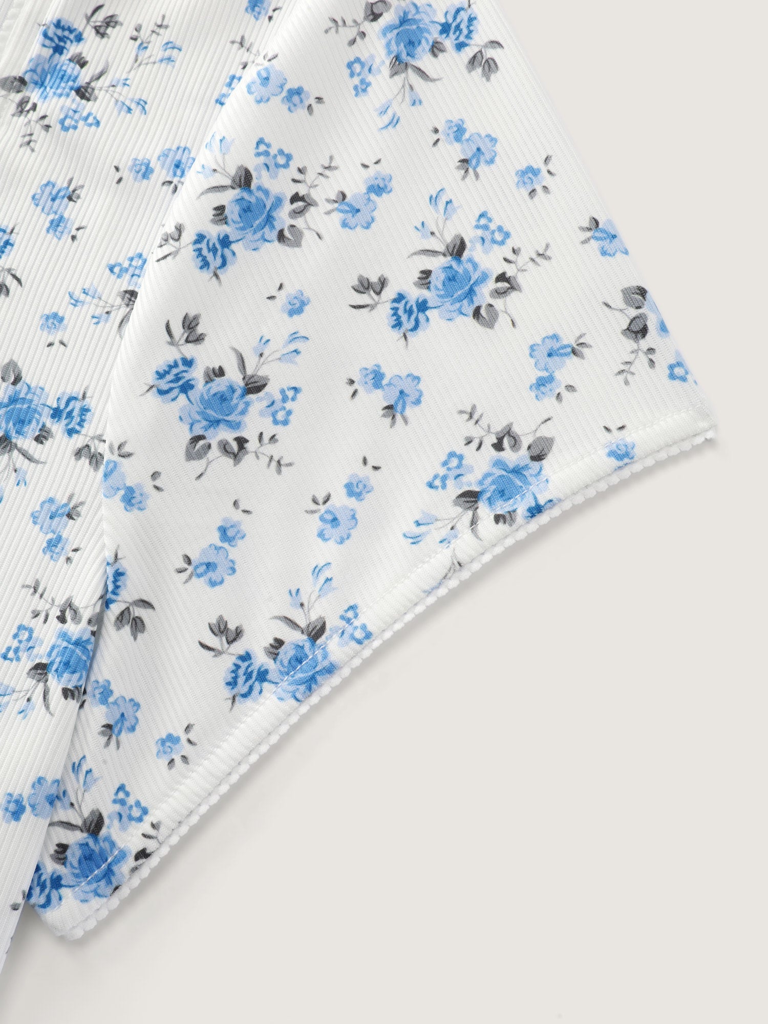 Stretchy Floral Print Curvy Hem T-Shirt
