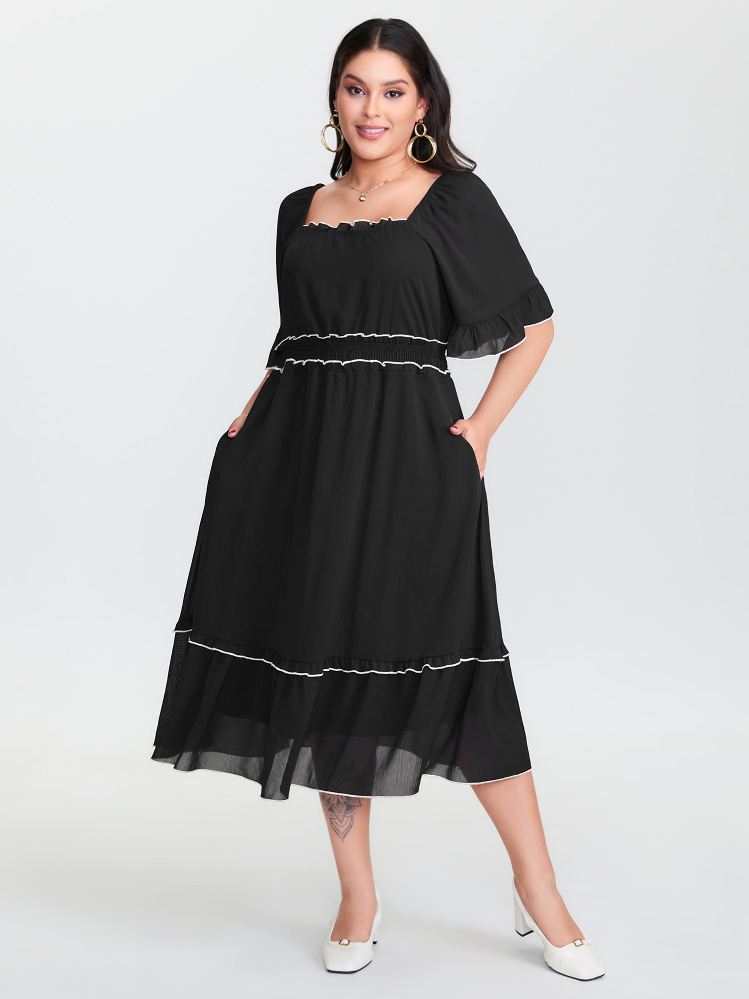Ruffled Neckline Color Contrast Midi Dress