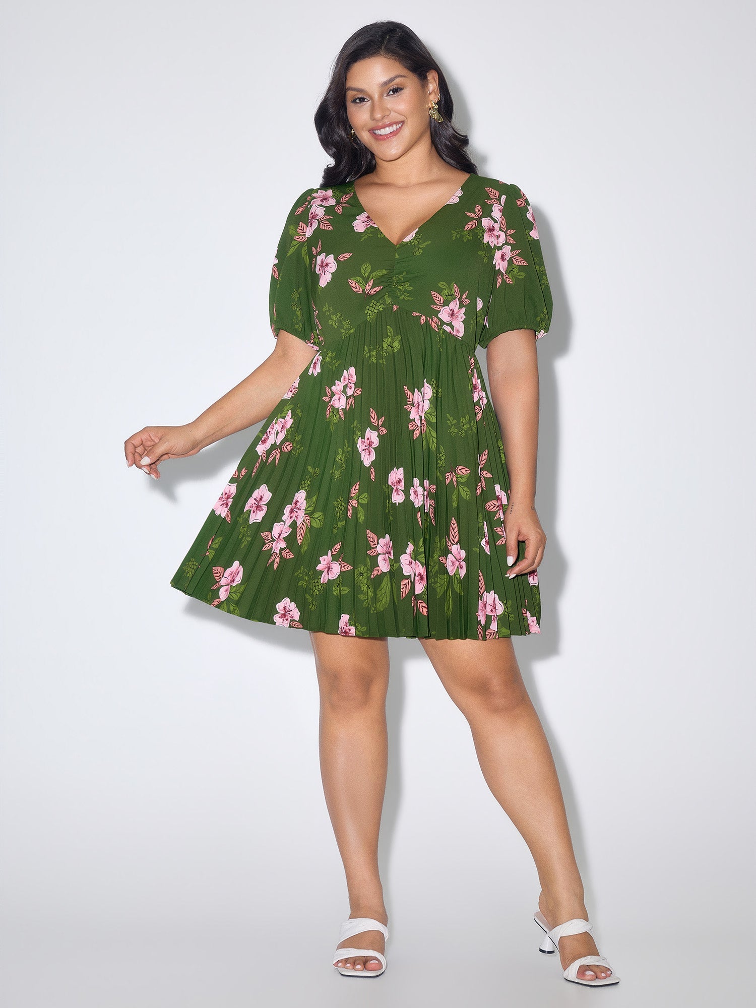 Floral Print Pleated V-Neck Mini Dress
