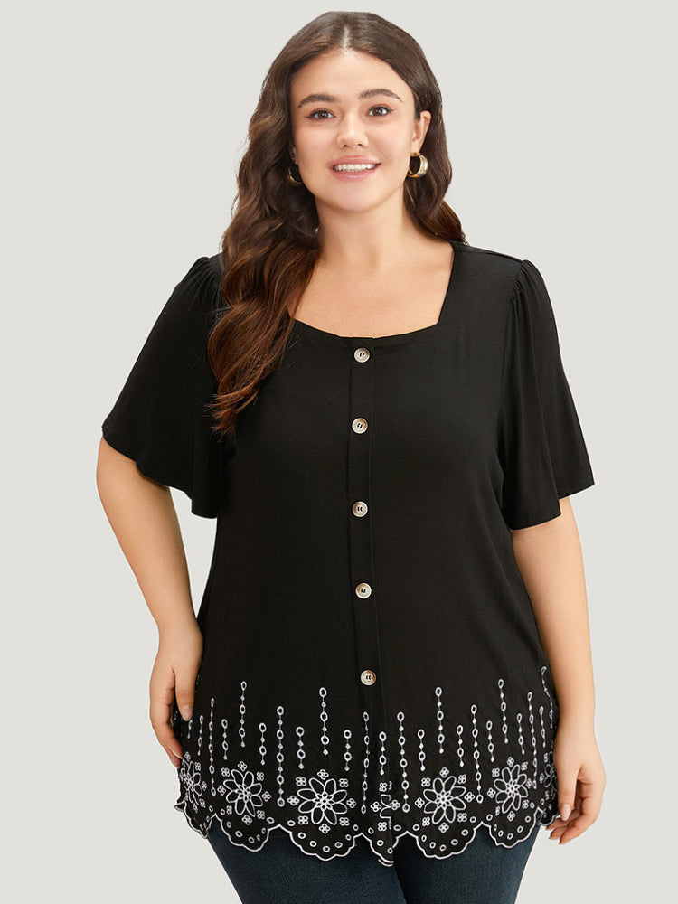 Embroidered Button Detail Scalloped Trim T-shirt