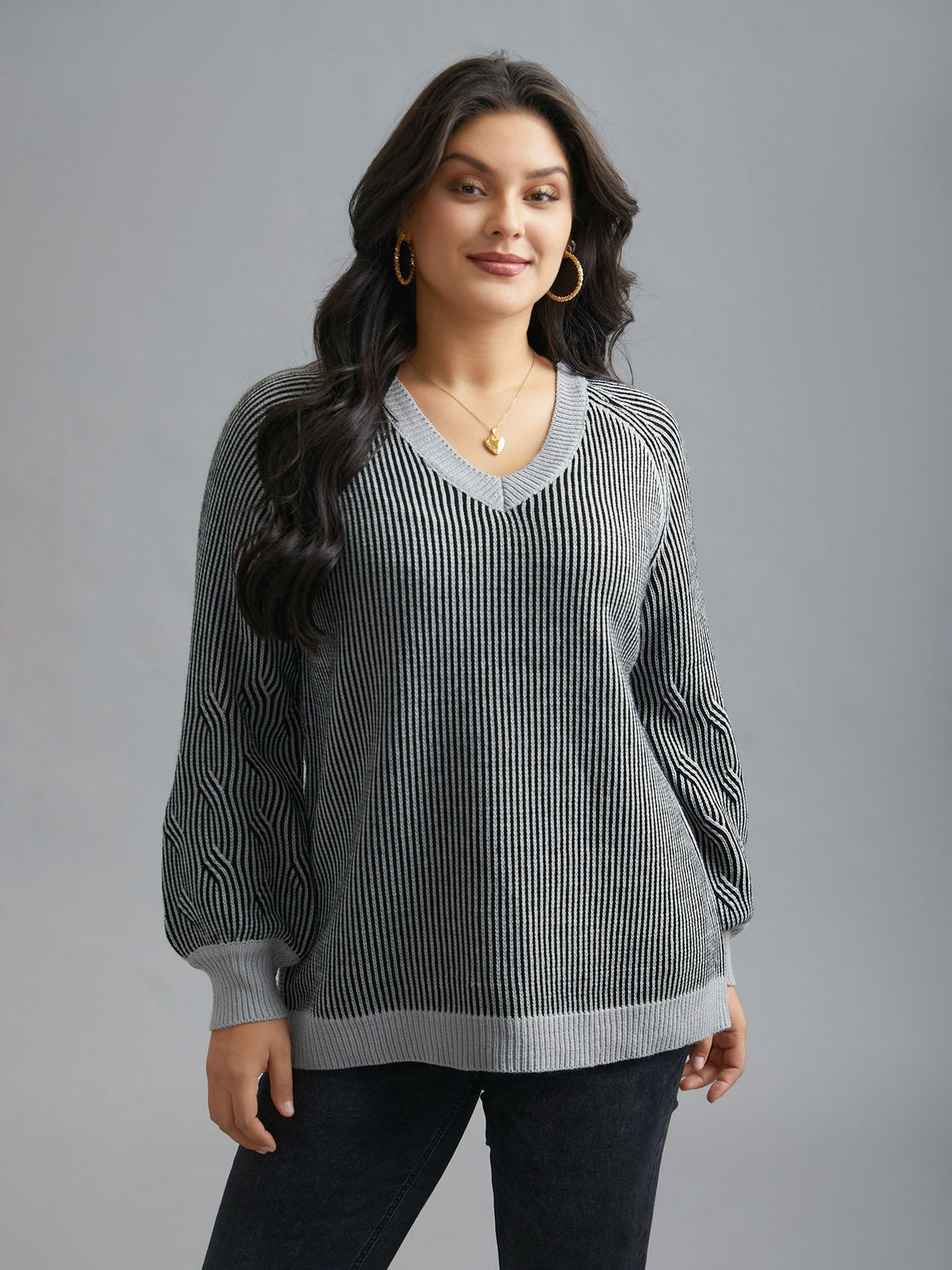 Cable Knit V-Neck Raglan Sleeve Pullover