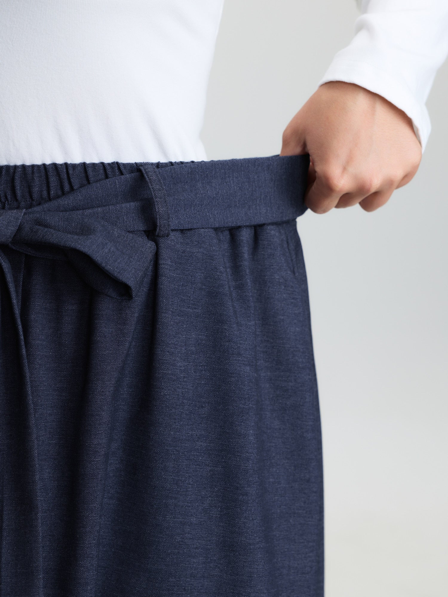 Stretchy Button Detail Waist-Tie Maxi Skirt