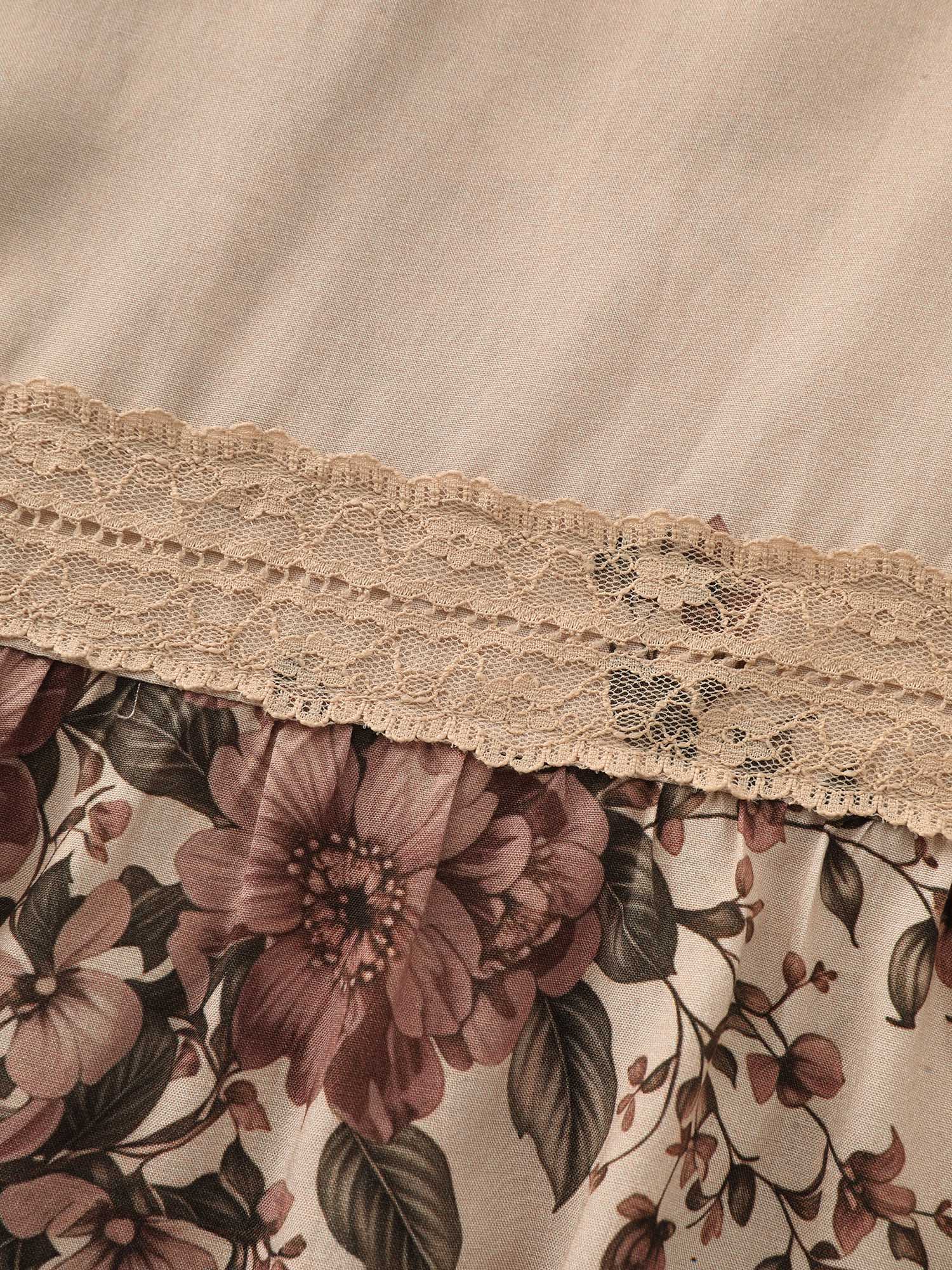 Floral Print Tiered Lace Trim Pants