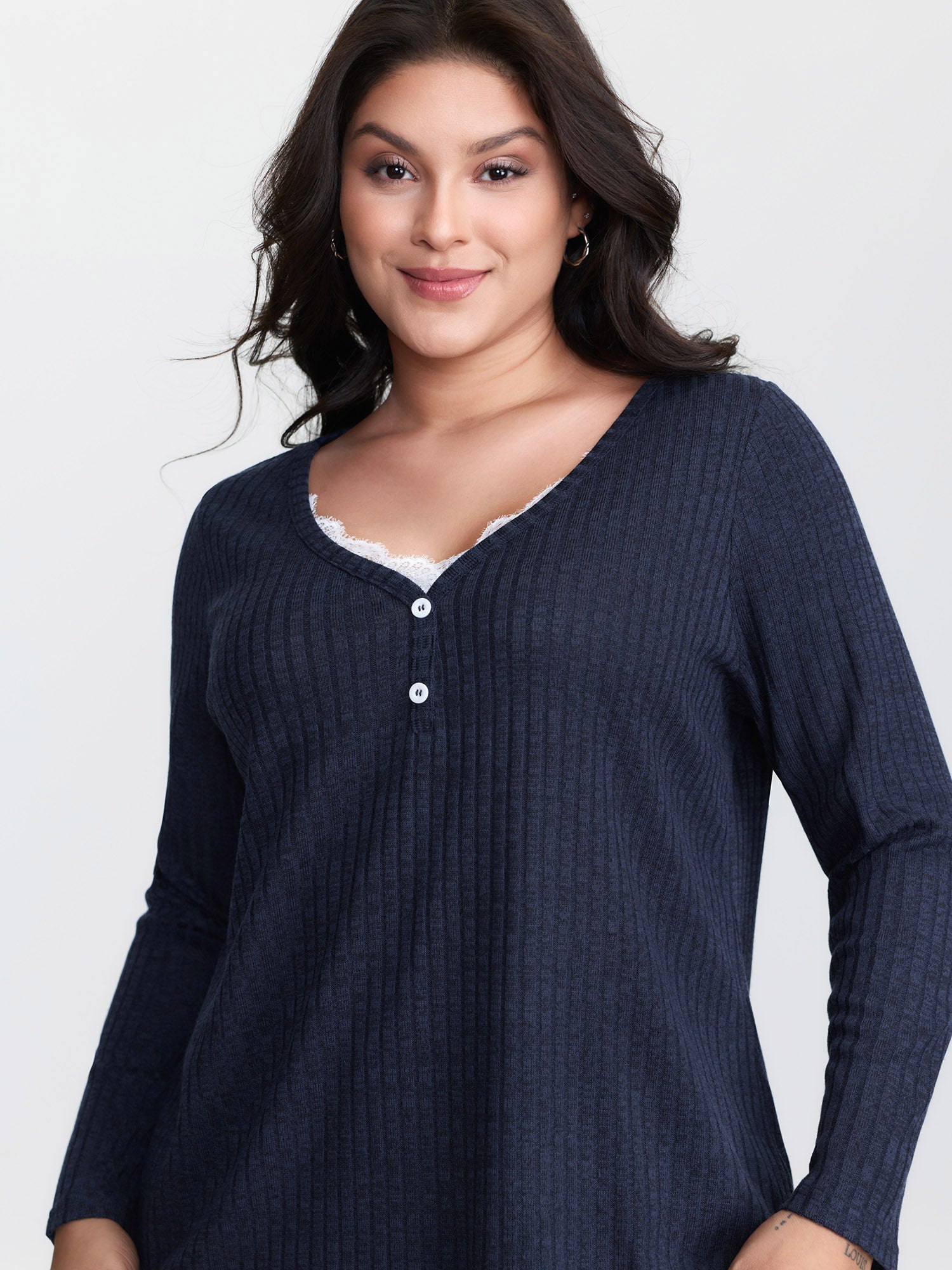 Stretchy V-Neck Curvy-Fit T-Shirt
