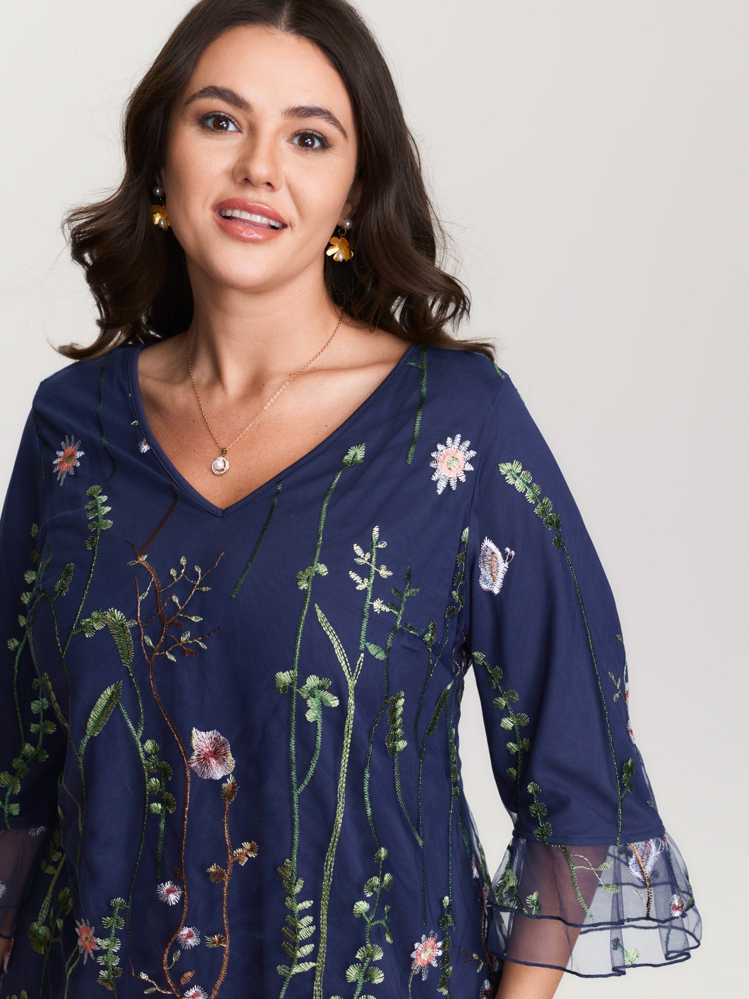 Embroidered Mesh Lotus Leaf Sleeve Blouse