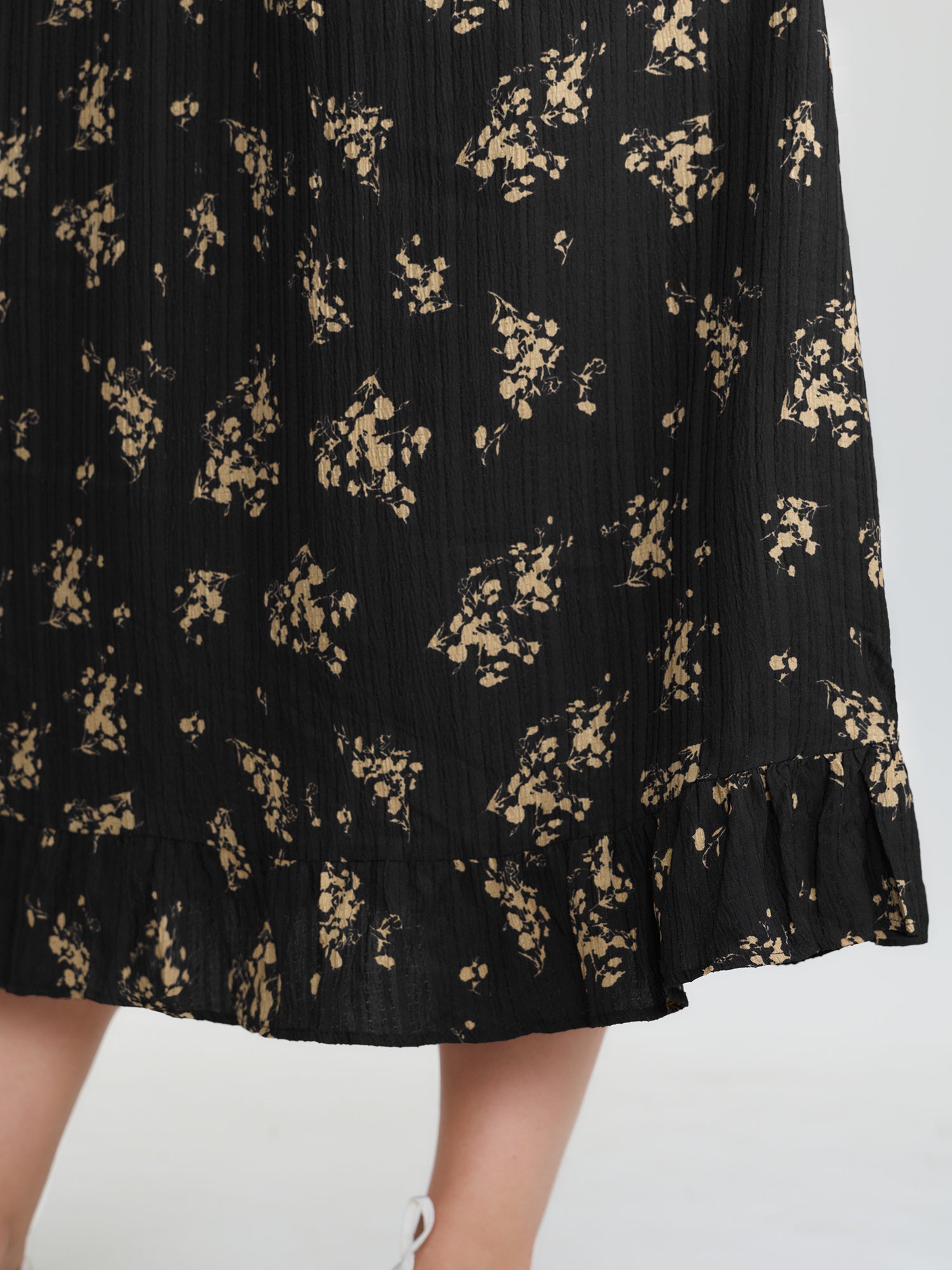 Floral Shirred Color Contrast Midi Dress