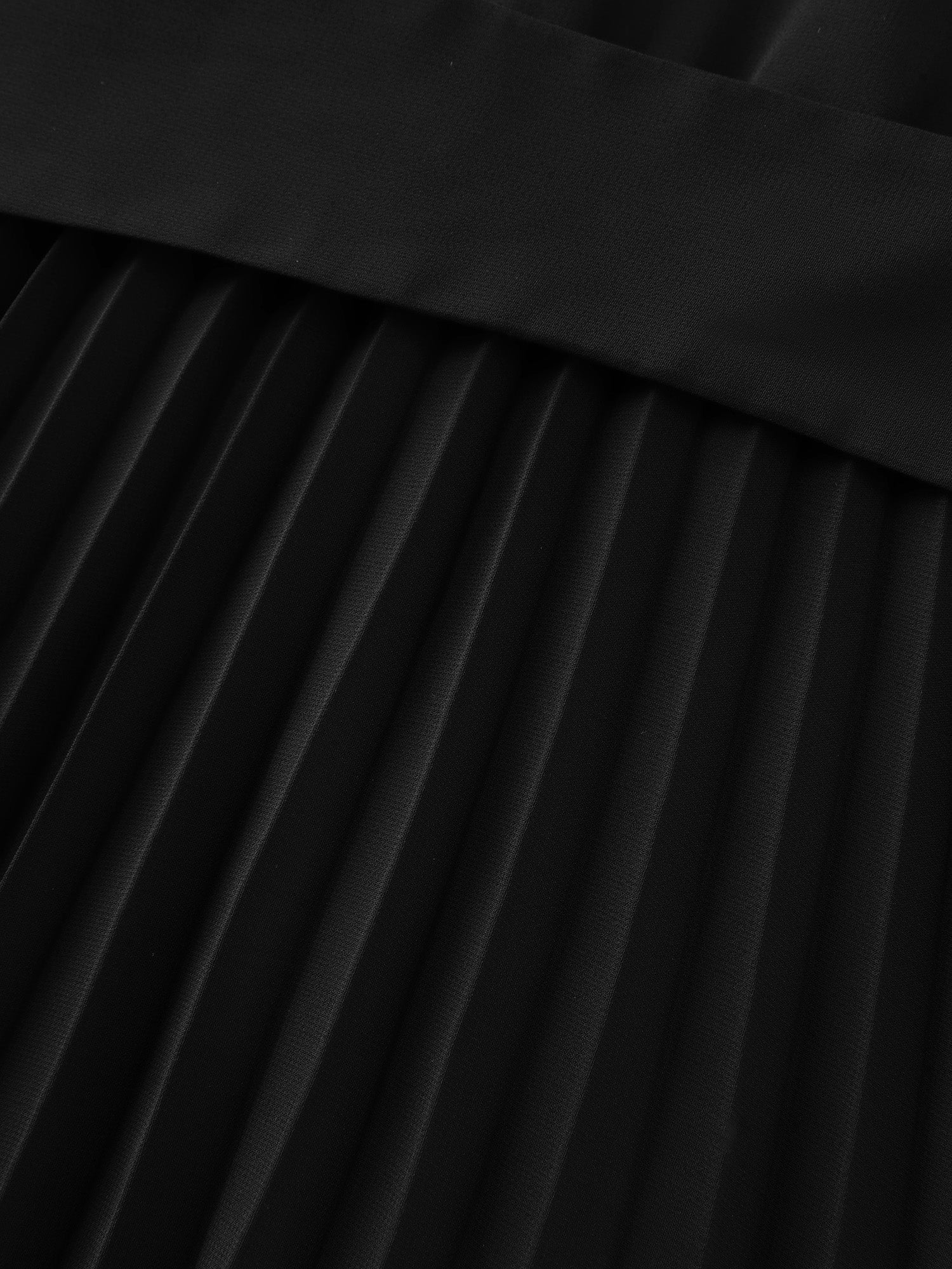 Pleated Waist-Defining Sleeveless Maxi Dress