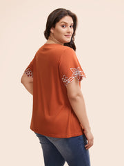 V Neck Floral Embroidered T-shirt