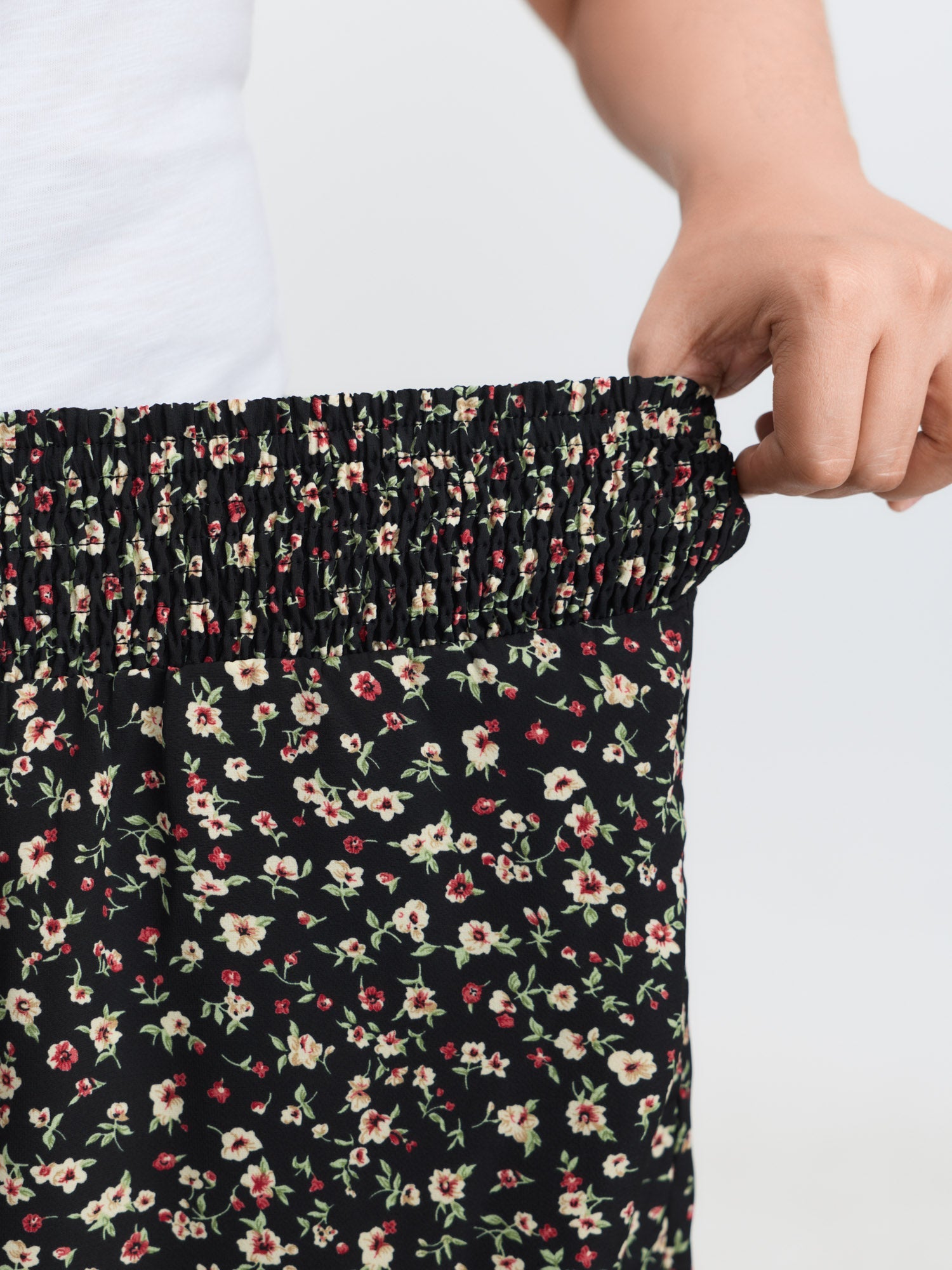 Micro Floral Print Shirred Waist Shorts