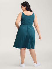 Embroidered Trim Cinched-Waist Stretchy Mini Dress