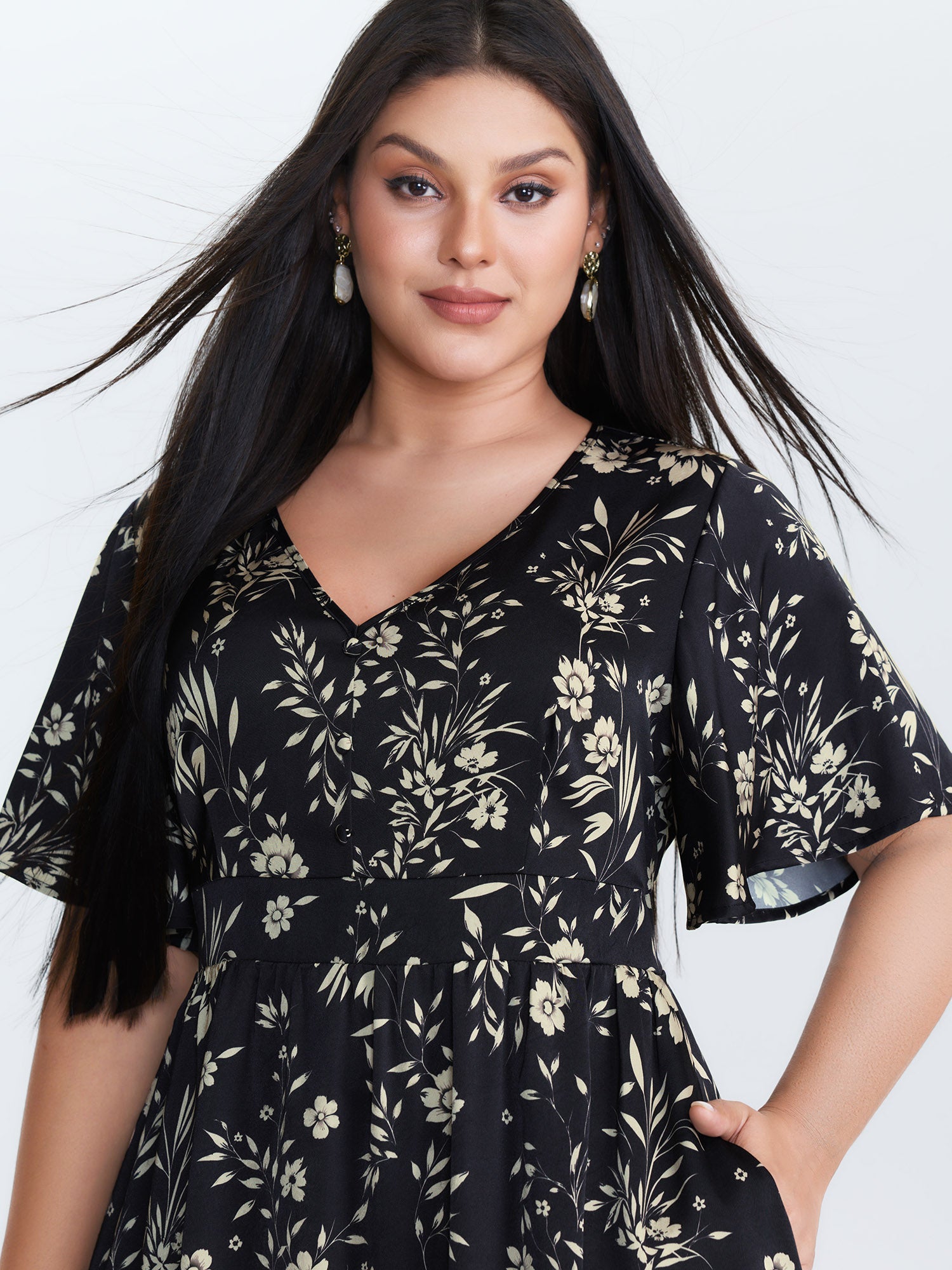 Floral Print V-Neck Cinched-Waist Midi Dress