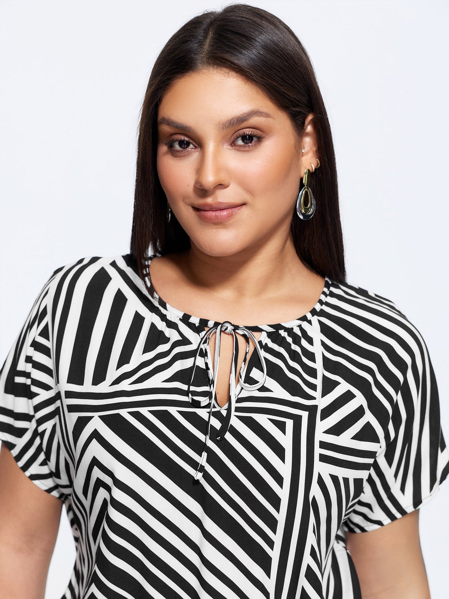 Geometric Print Neck-Tie Blouse