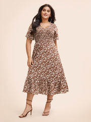 Ditsy Floral Shirred Ruffle Hem Dress