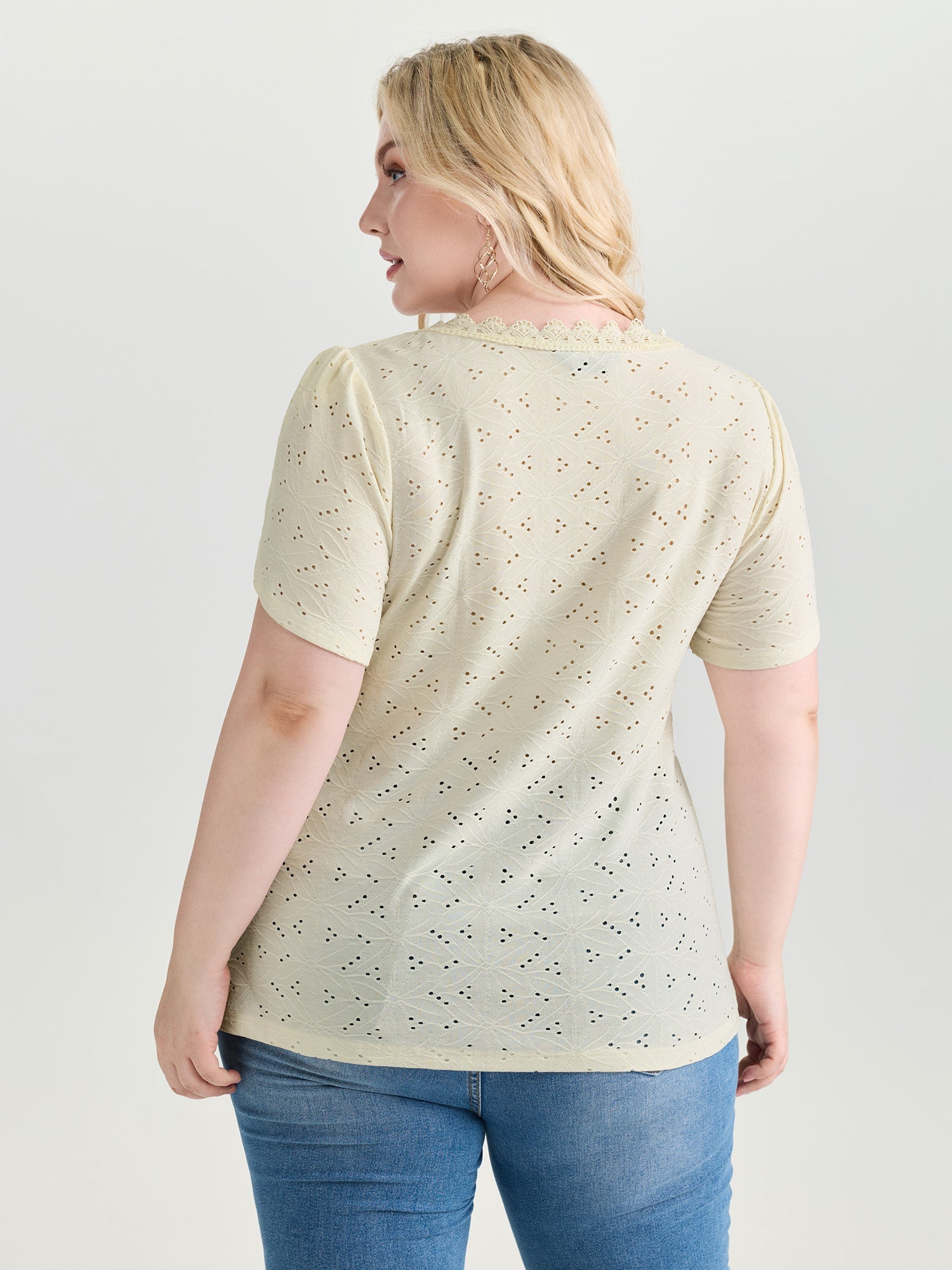 Eyelet Trim Stretchy V-Neck T-Shirt