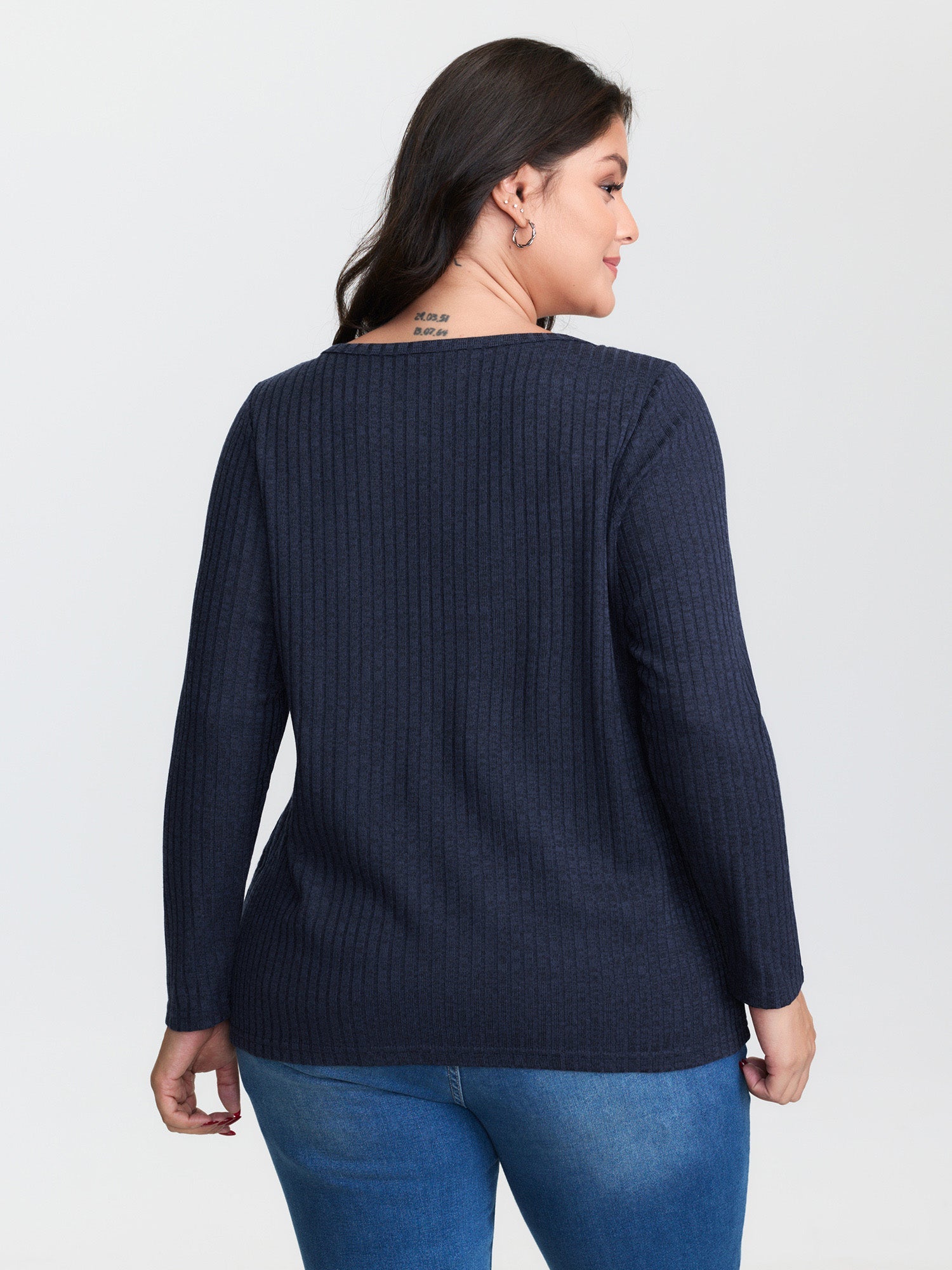 Stretchy V-Neck Curvy-Fit T-Shirt