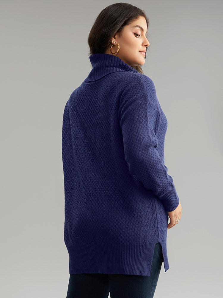 Solid Turtle Neck Split Side Pullover