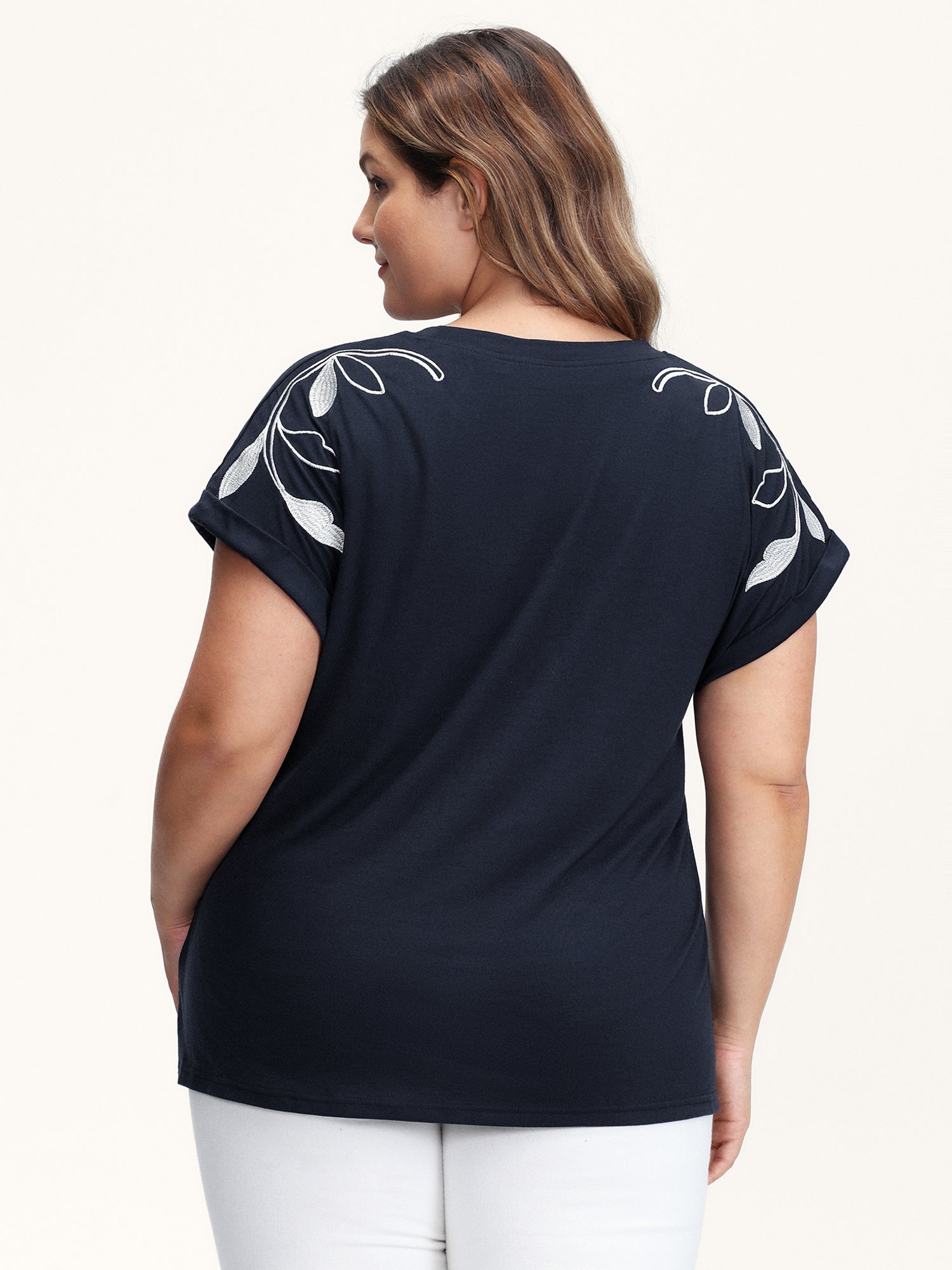 Leaf Embroidery Round Neck Split T-Shirt