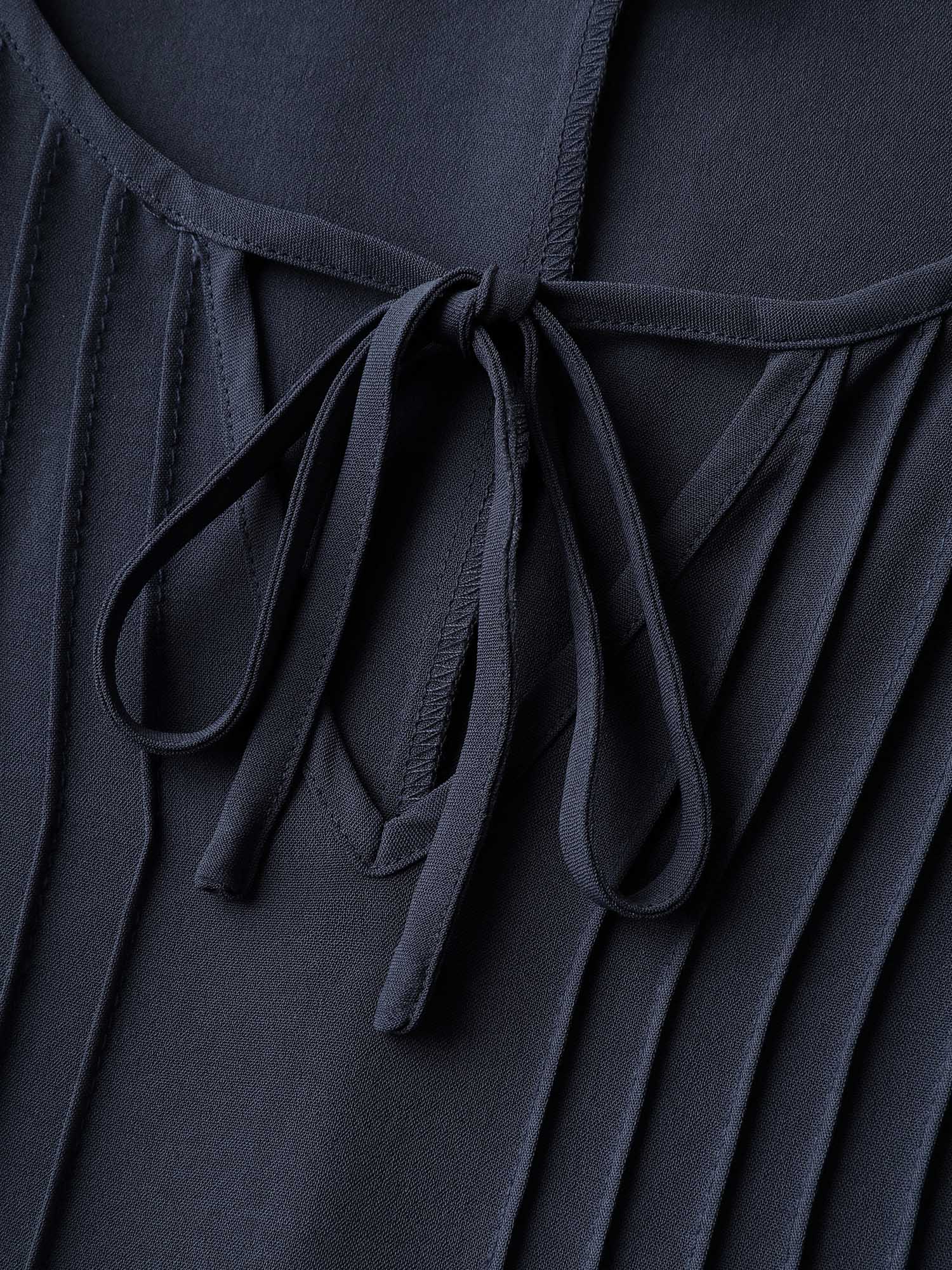 Color Contrast Plicated Detail Mini Dress