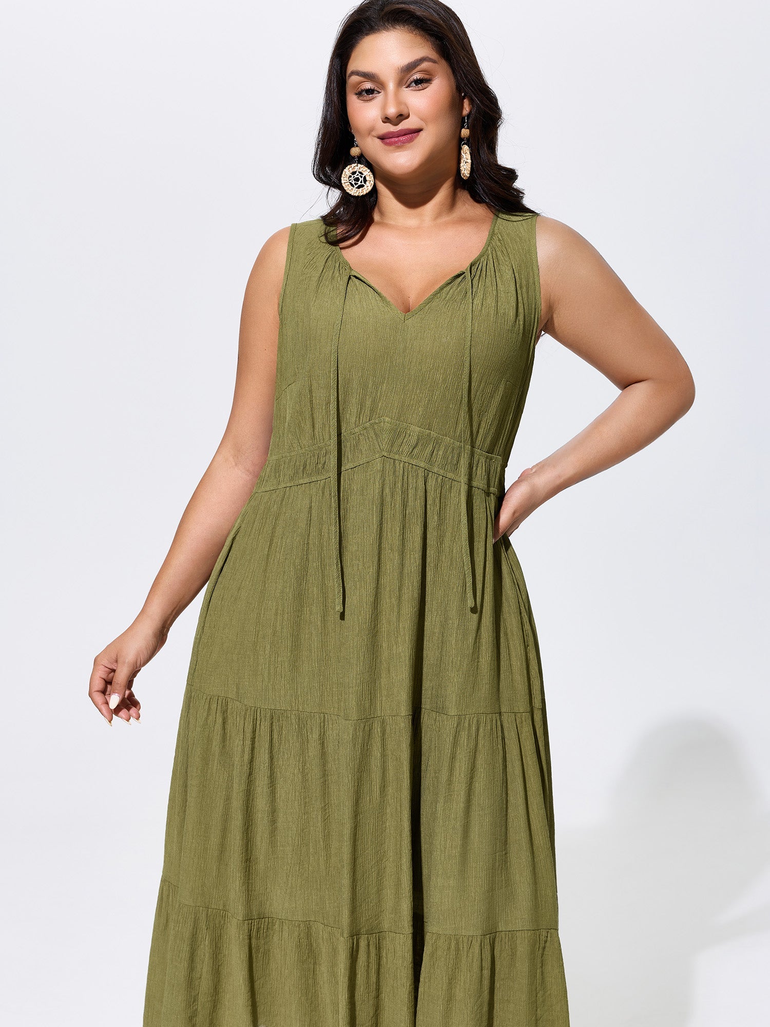 Textured Cinched-Waist Tiered Maxi Dress