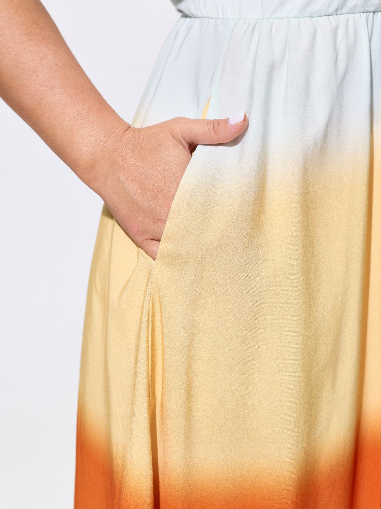 Color Contrast Tiered Drawstring Neckline Midi Dress