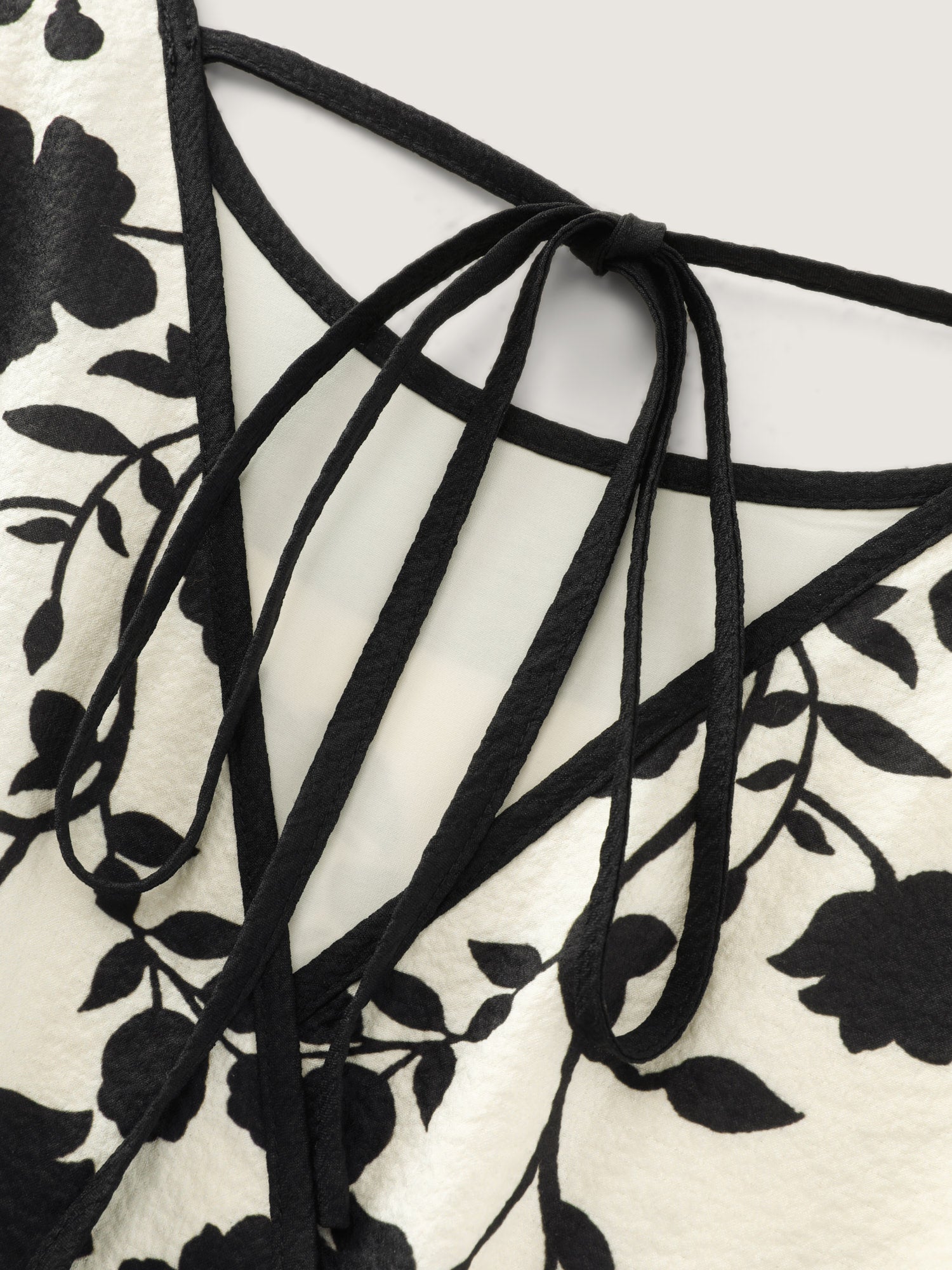 Color Contrast Floral Print Back-Tie Jumpsuit