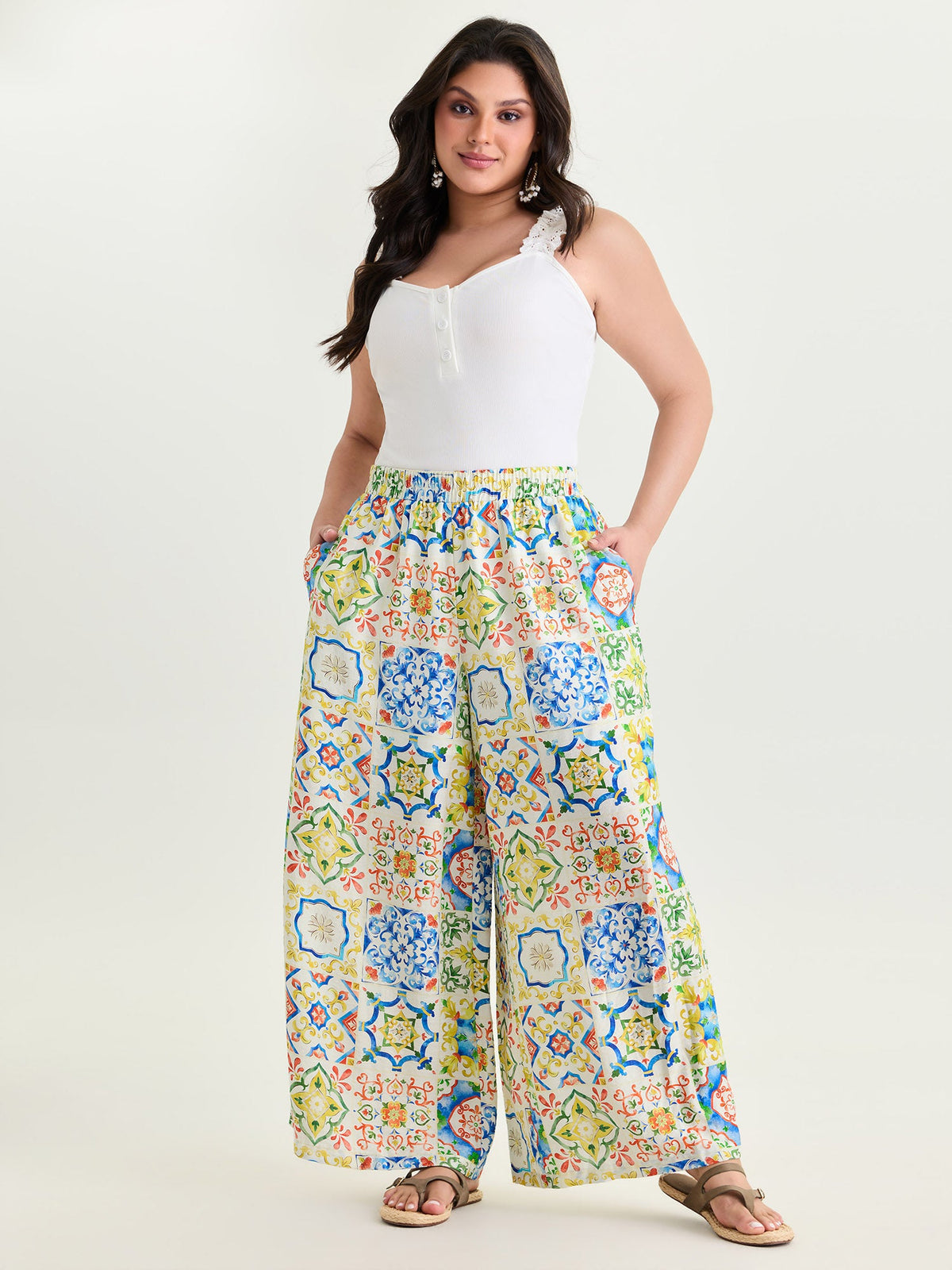 Supersoft Floral Patchwork Print Pockets Pants