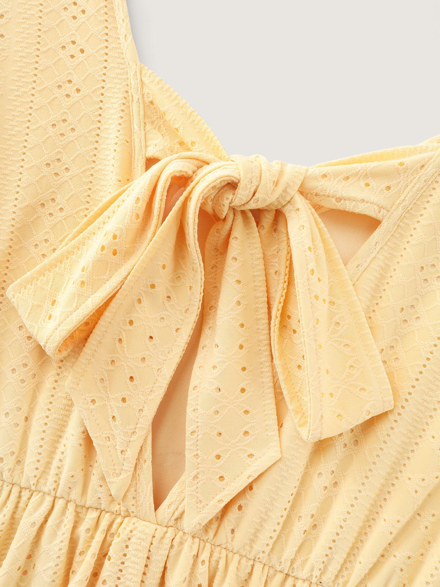 Textured Bow-Back Detail Flowy Midi Dress