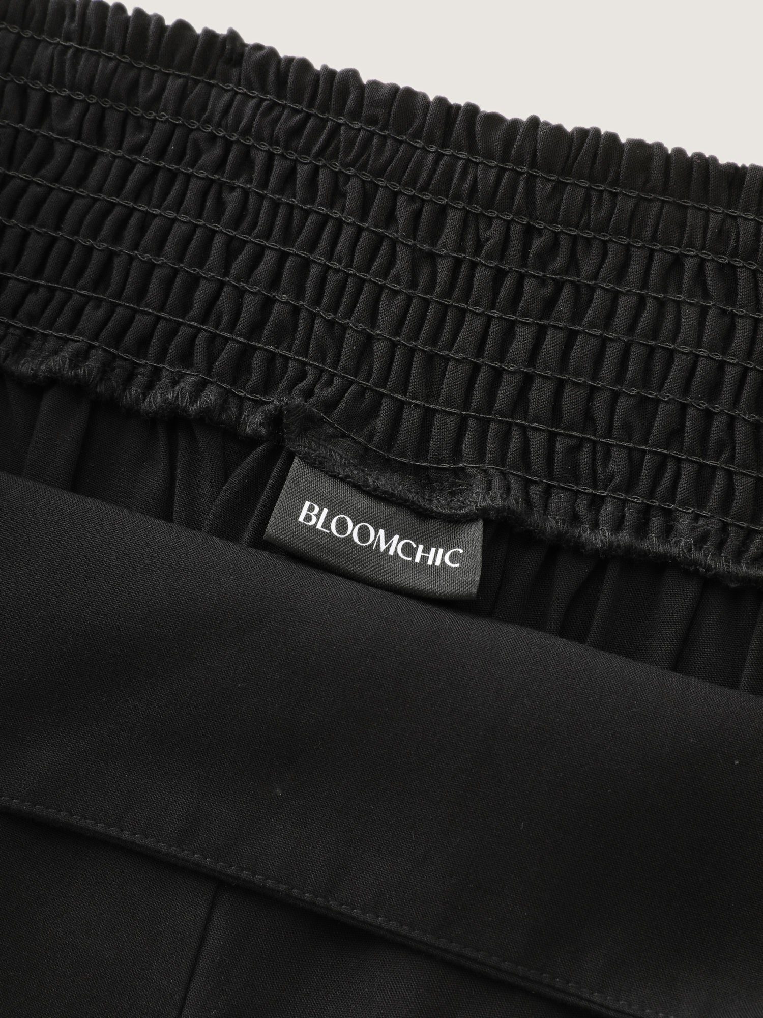 Arc Hem Breezy Feel Pants