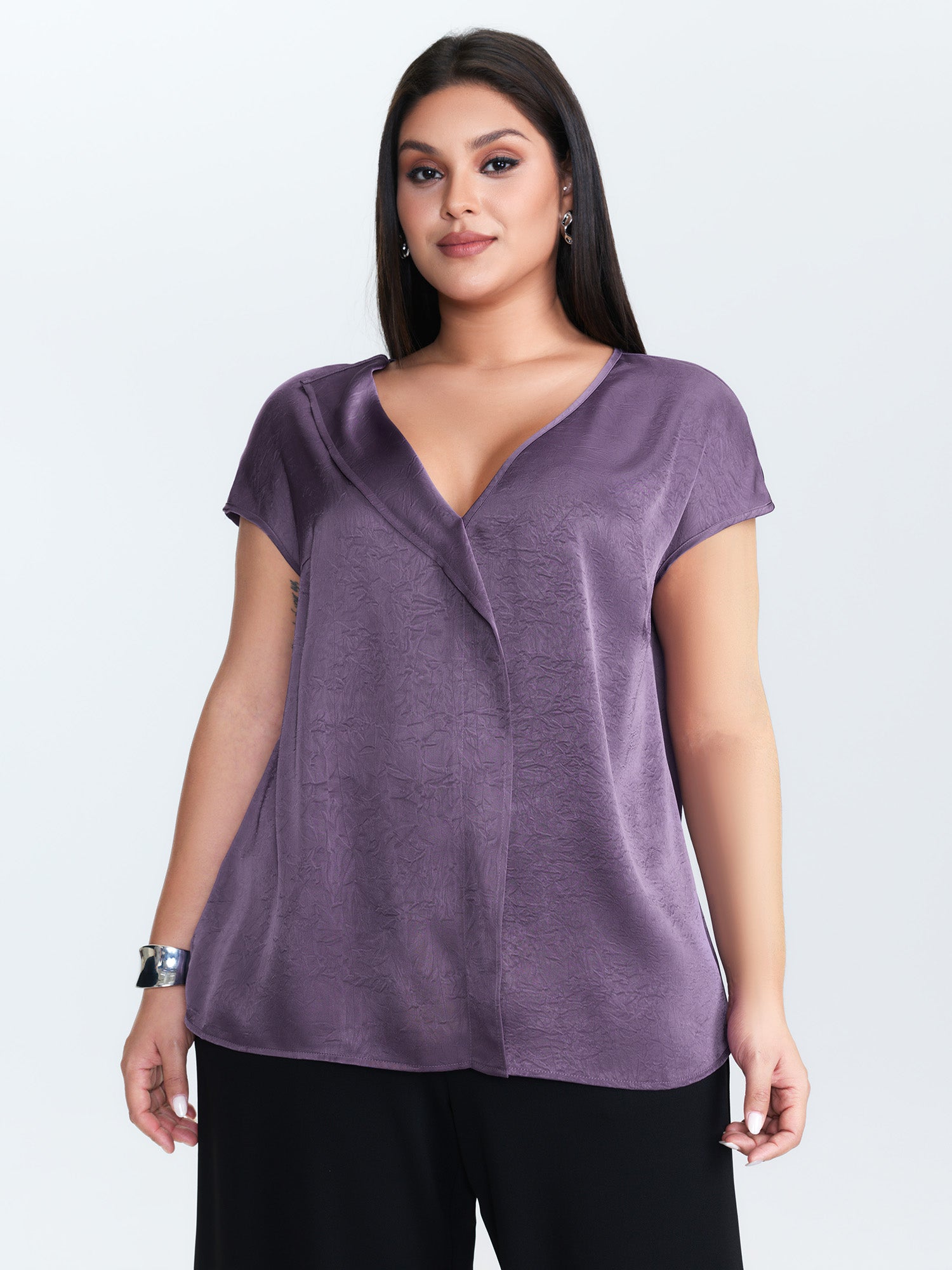 Plain Collar Neckline Flowy Blouse