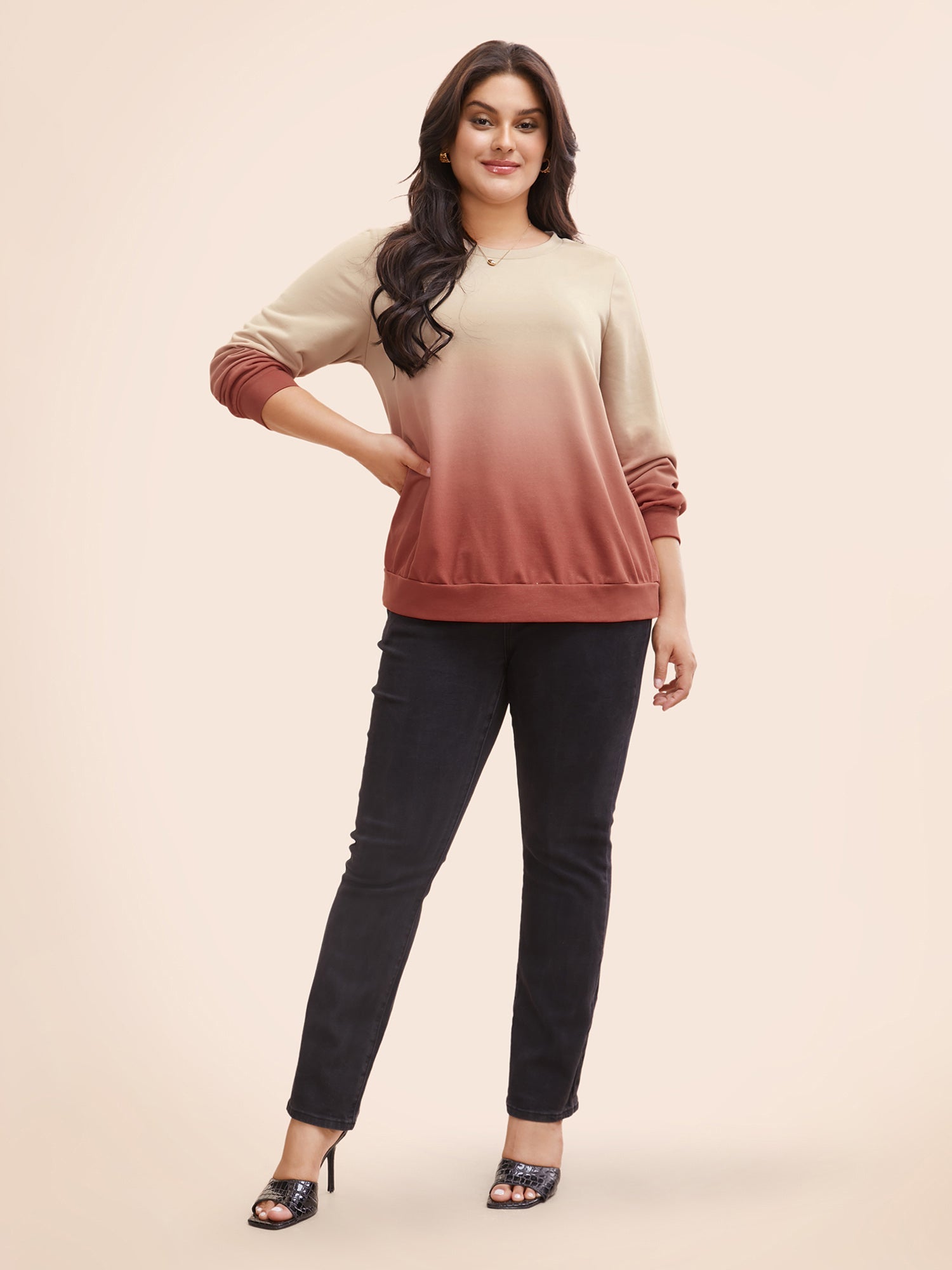 Gradient Dyeing Round Neck Sweatshirt