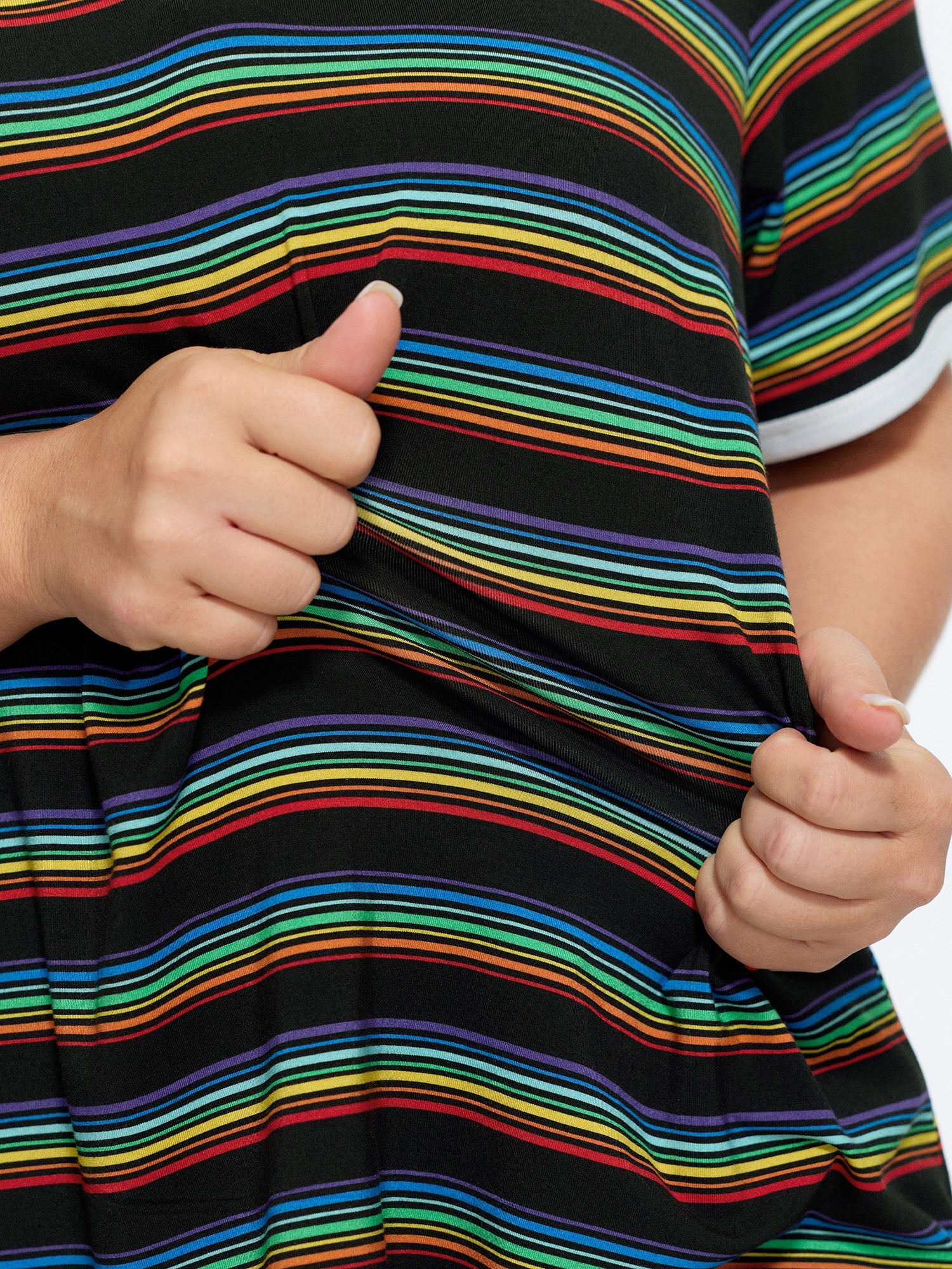 Stretchy Colorful Striped Print T-Shirt