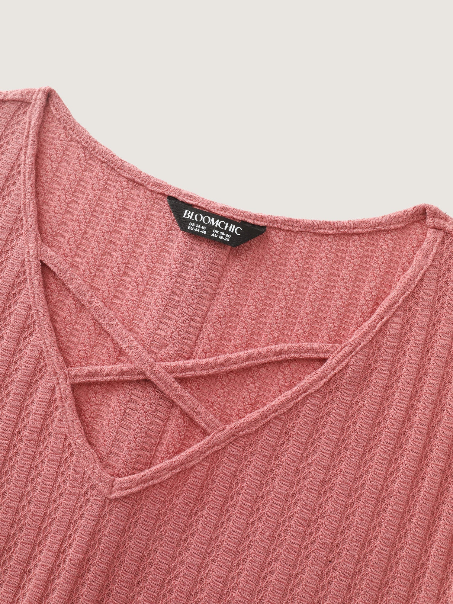 Stretchy Cut-Out Neckline Knit Top